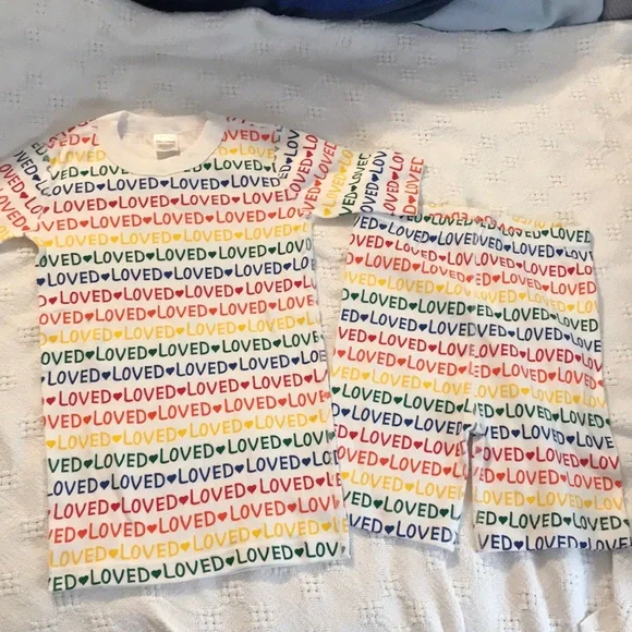NWOT - Organic Cotton Hanna Andersson Rainbow Loved Jammies - Picture 1 of 3